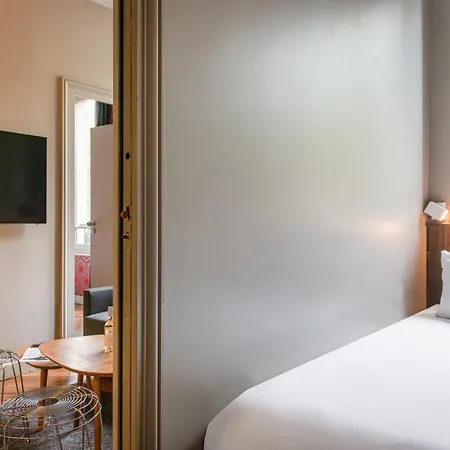 Hotel Helzear Champs-elysees By Esteem Paris