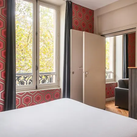 Helzear Champs-elysees By Esteem 4* Paris