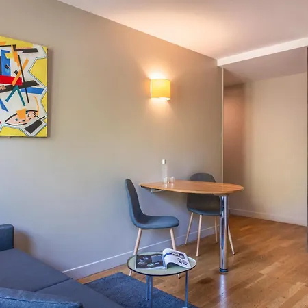 Helzear Champs-elysees By Esteem 4* Paris