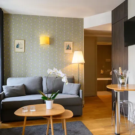 Helzear Champs-elysees By Esteem Hotel Paris