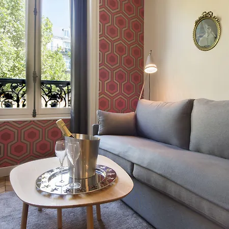 Hotel Helzear Champs-elysees By Esteem Paris
