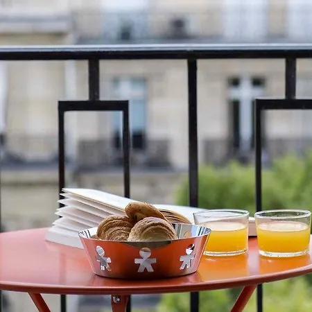 Helzear Champs-elysees By Esteem Hotel Paris