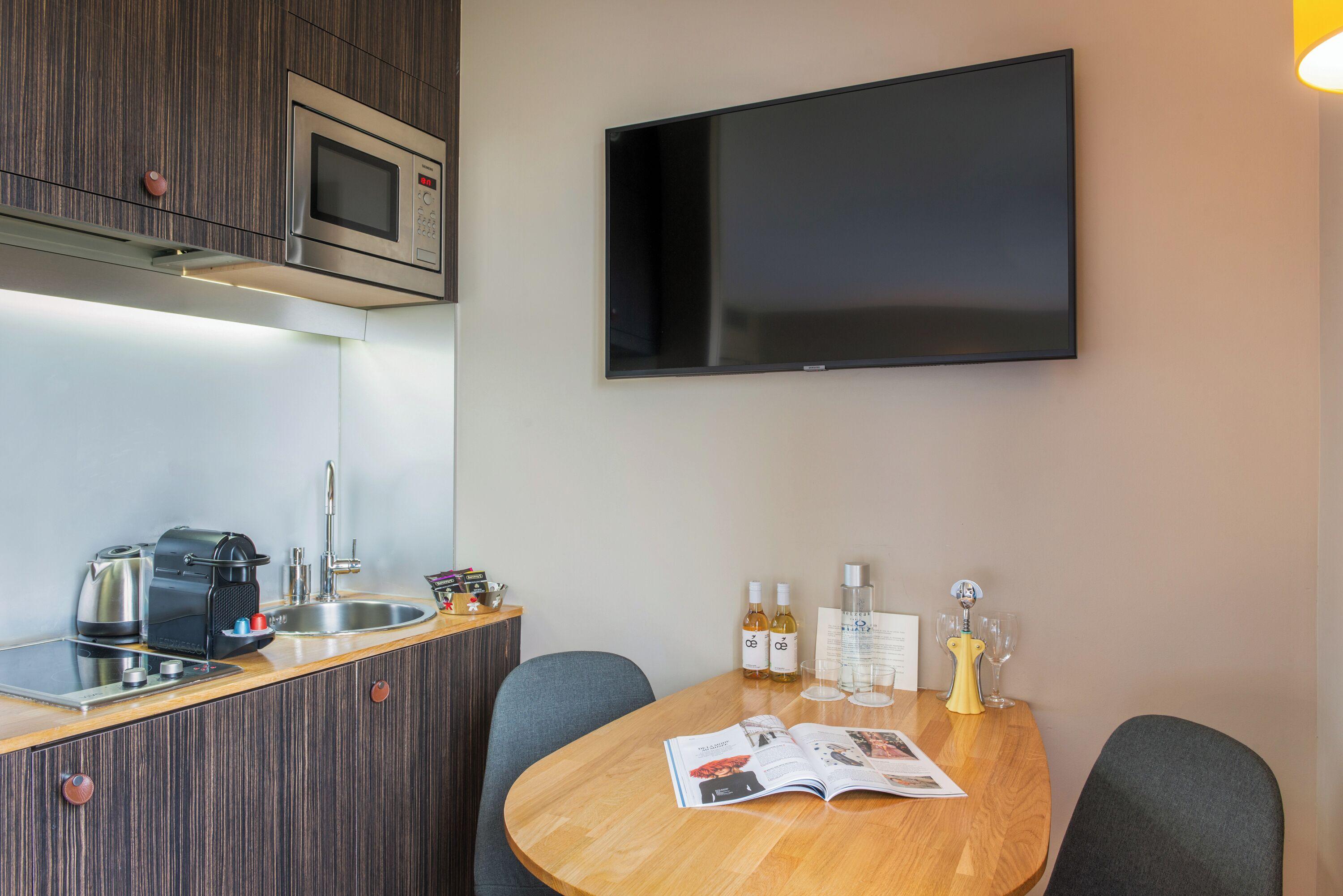 Helzear Champs-elysées 4*