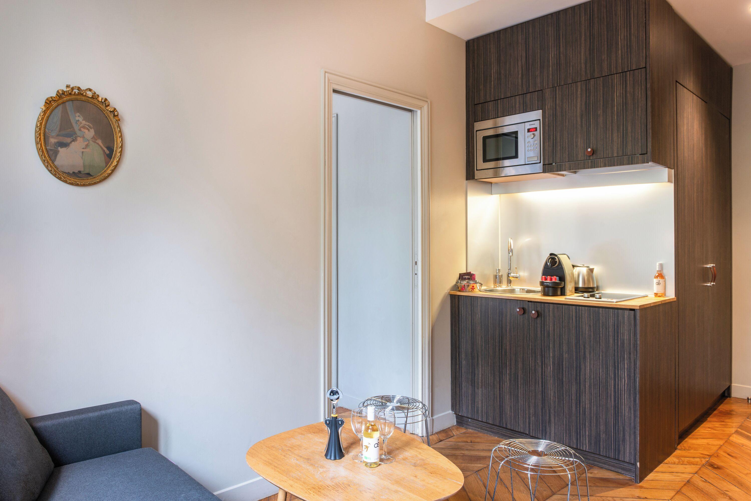 Helzear Champs-elysées 4* Parigi